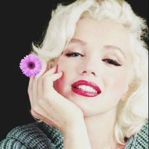 Meet your Posher, Bertha